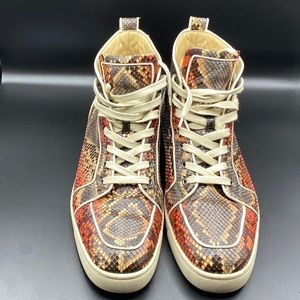 Louboutin Classic. Python